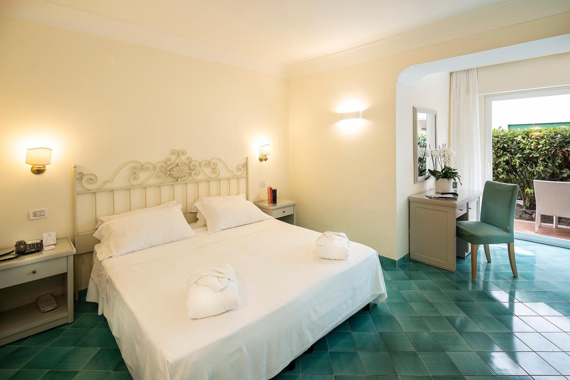 Hotel Continental Mare 이스키아 외부 사진